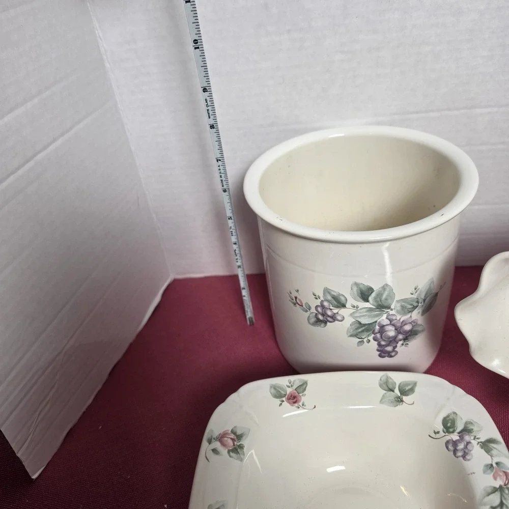 Vintage Pfaltzgraff Grapevine Embossed  Utensil Holder, Relish Dish, Square Bowl